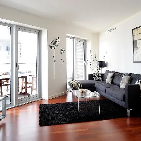 Stylish Apartment *